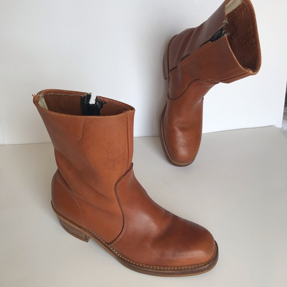 VTG Leather Cognac Ankle Side Zip Boots Miragum Sole Men's sz 8.5 Oil Resistant